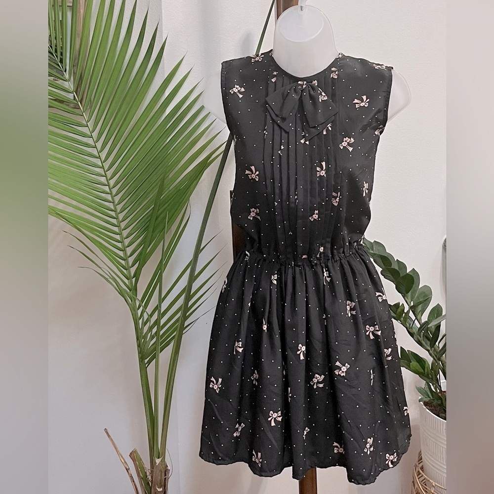 Vintage inspired Abbey Road dress- black, bows, size small